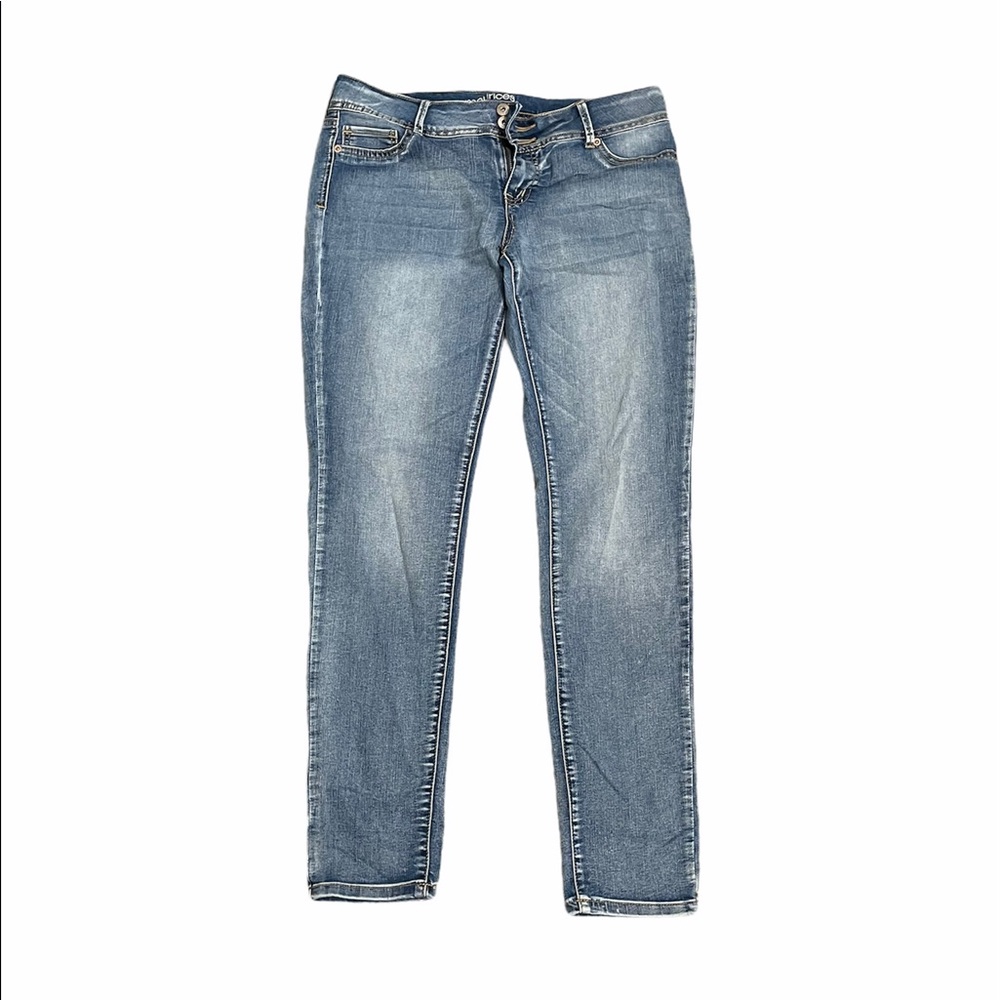 NWOT- skinny cropped Maurice’s jeggings